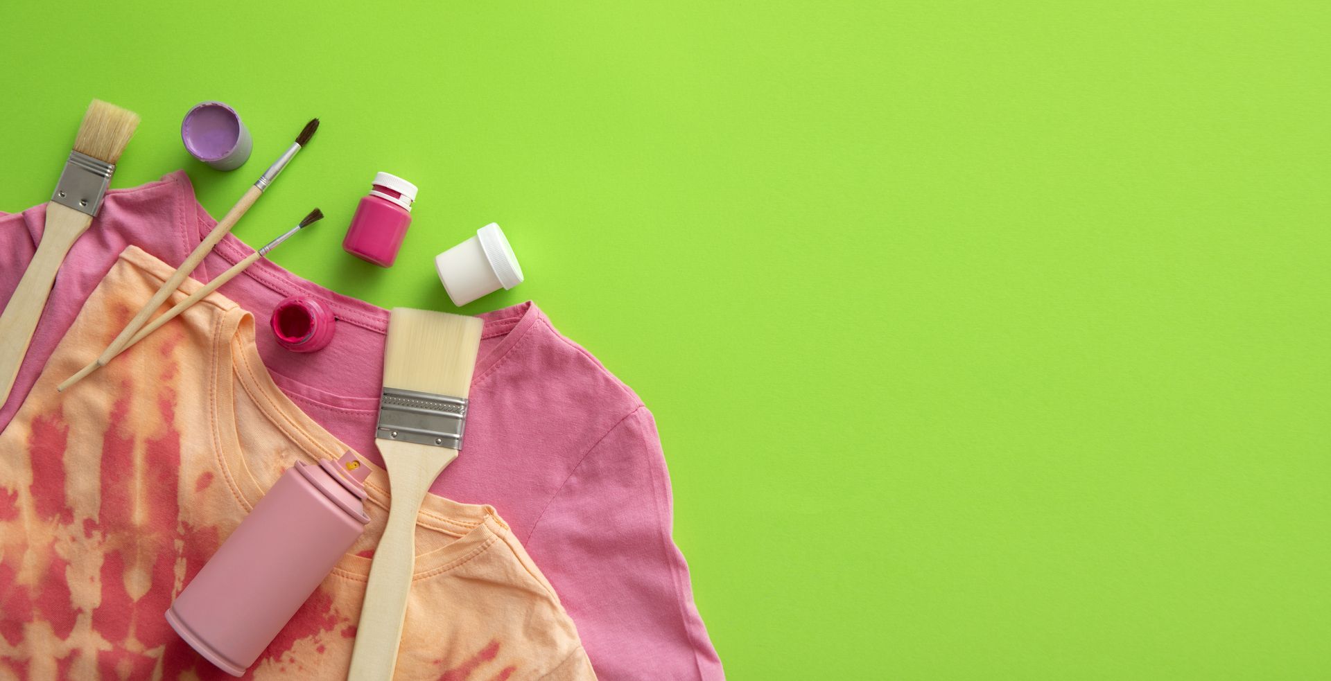 Banner Image Green background