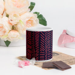 Red broken line printed glossy mug